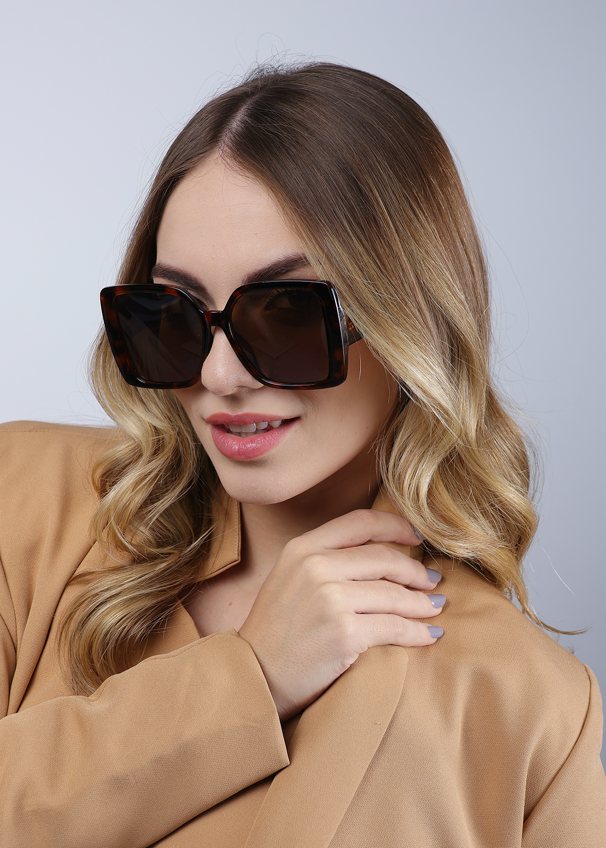 Eterna Eleganza - Leon Bergara