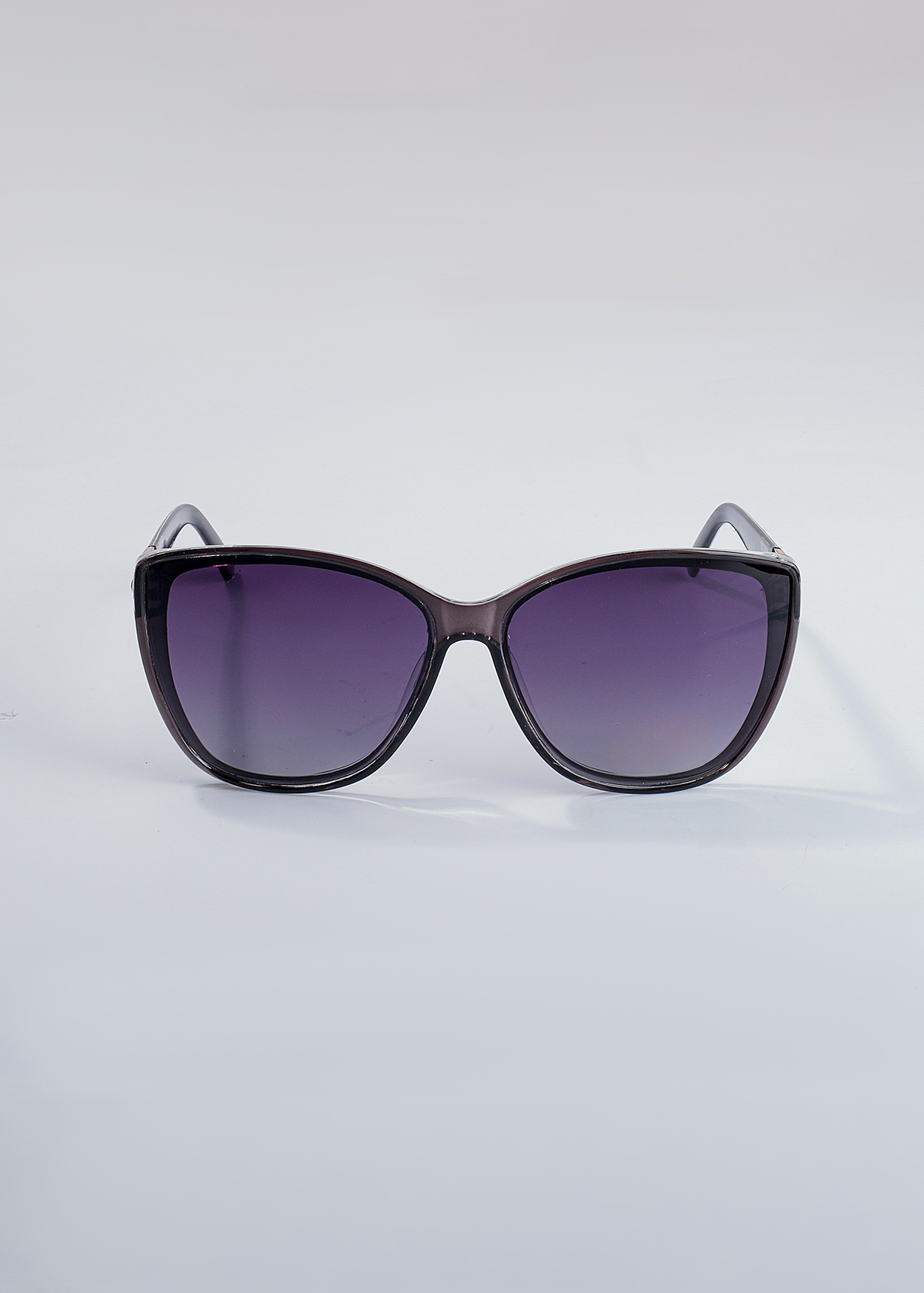 Belladonna - Leon Bergara