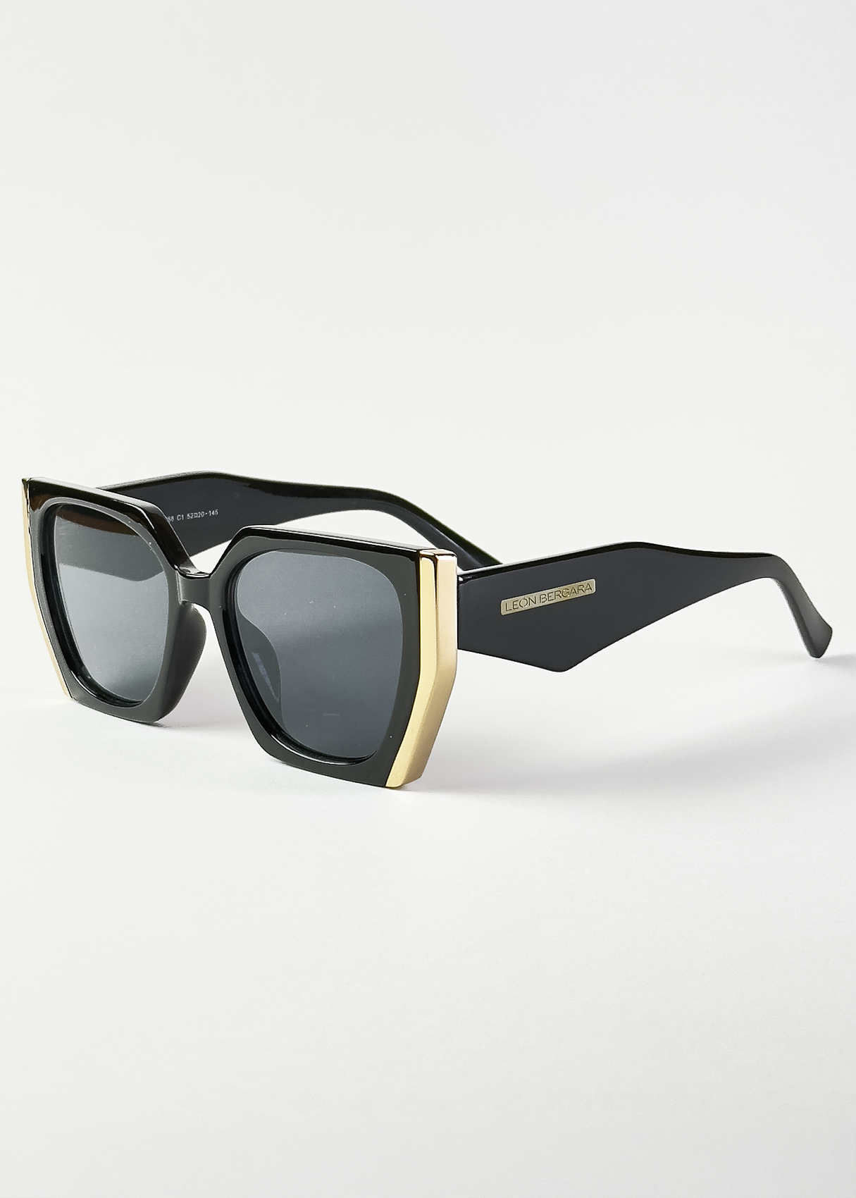 Palazzo Aurea - Leon Bergara