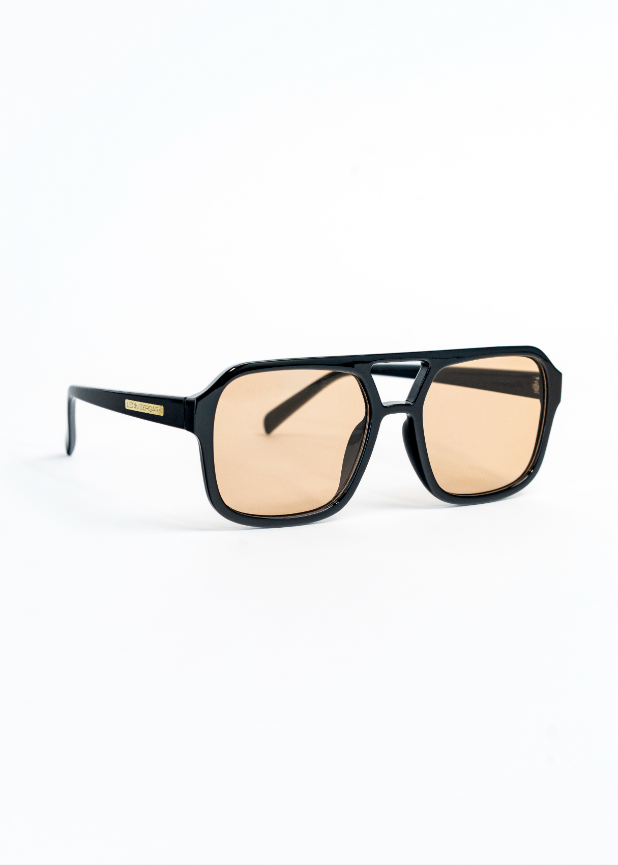 Il Direttore - Leon Bergara